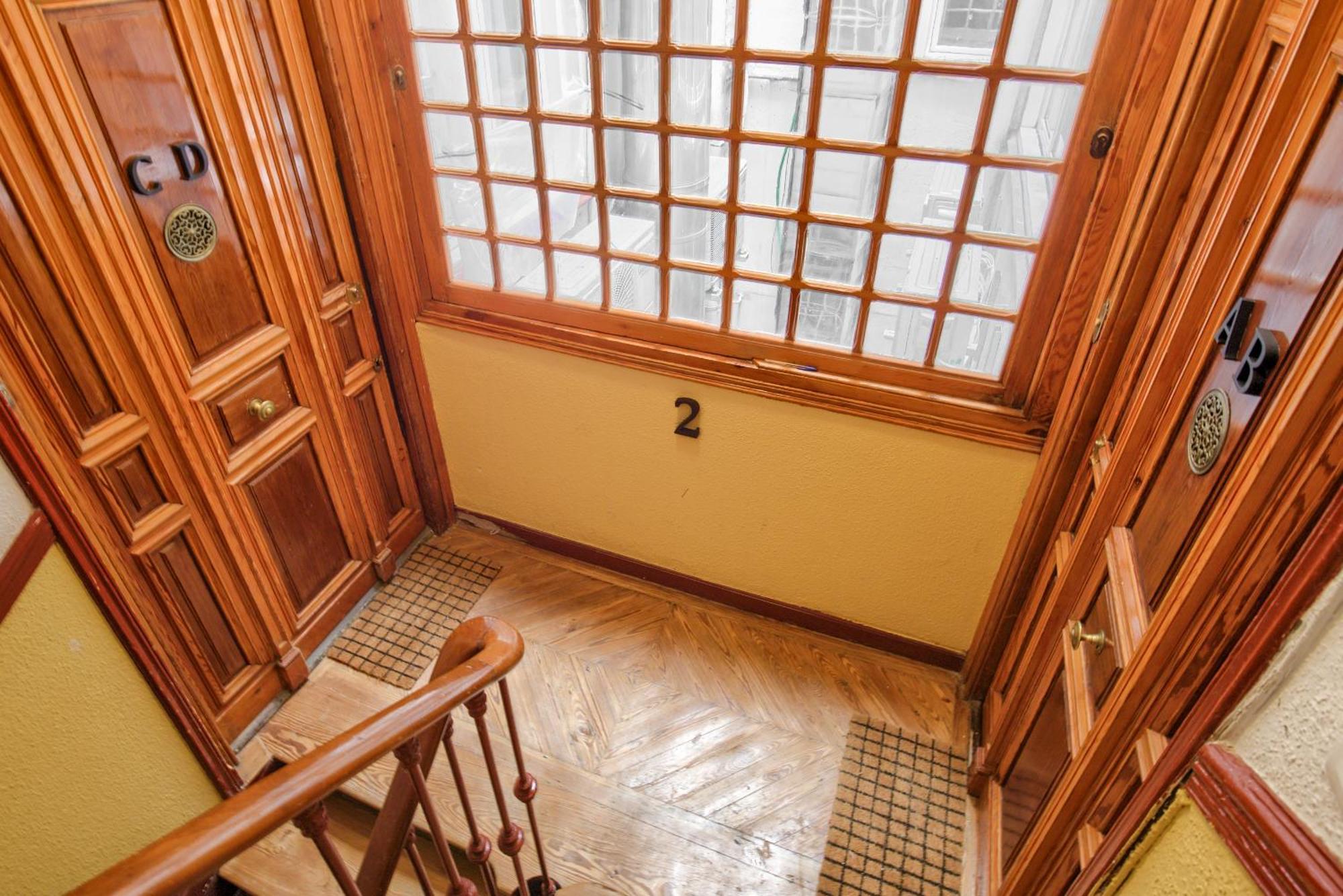 マドリードMezzanine Orangeアパートメント エクステリア 写真