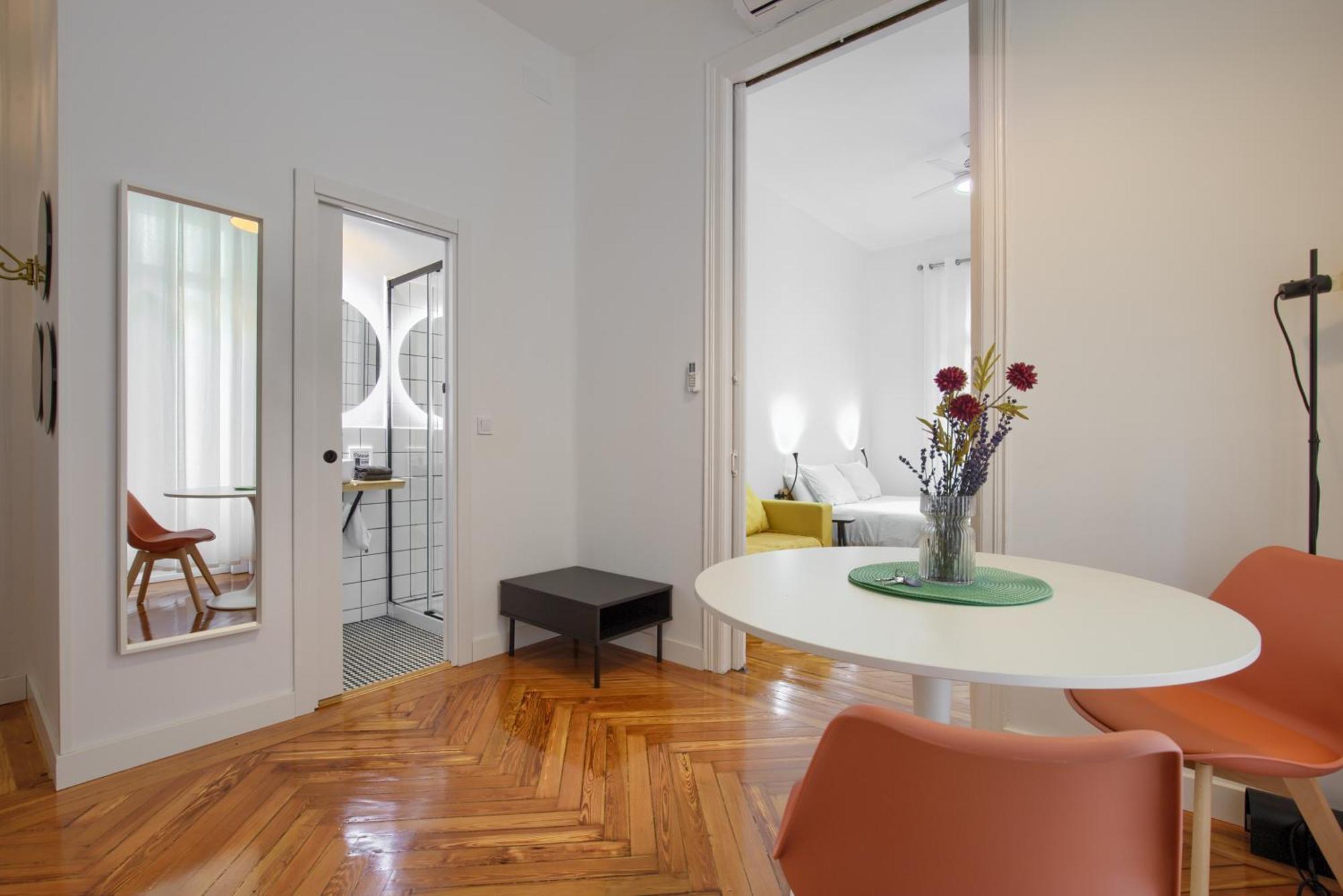 マドリードMezzanine Orangeアパートメント 部屋 写真